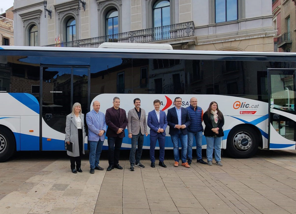 El servicio de bus a la demanda de ElMeuBus DX en el polígono de Les Comes es un éxito